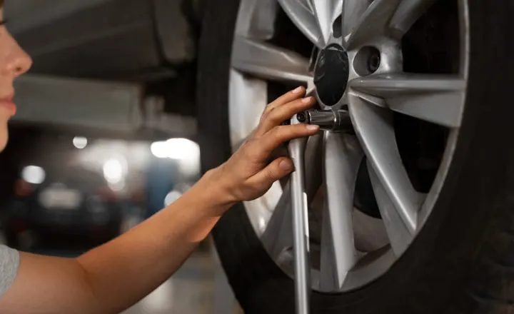 Cambio de una rueda de automóvil